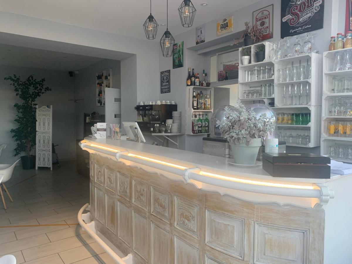 Logis Hotel Restaurant Le Kalliste 히에레 외부 사진